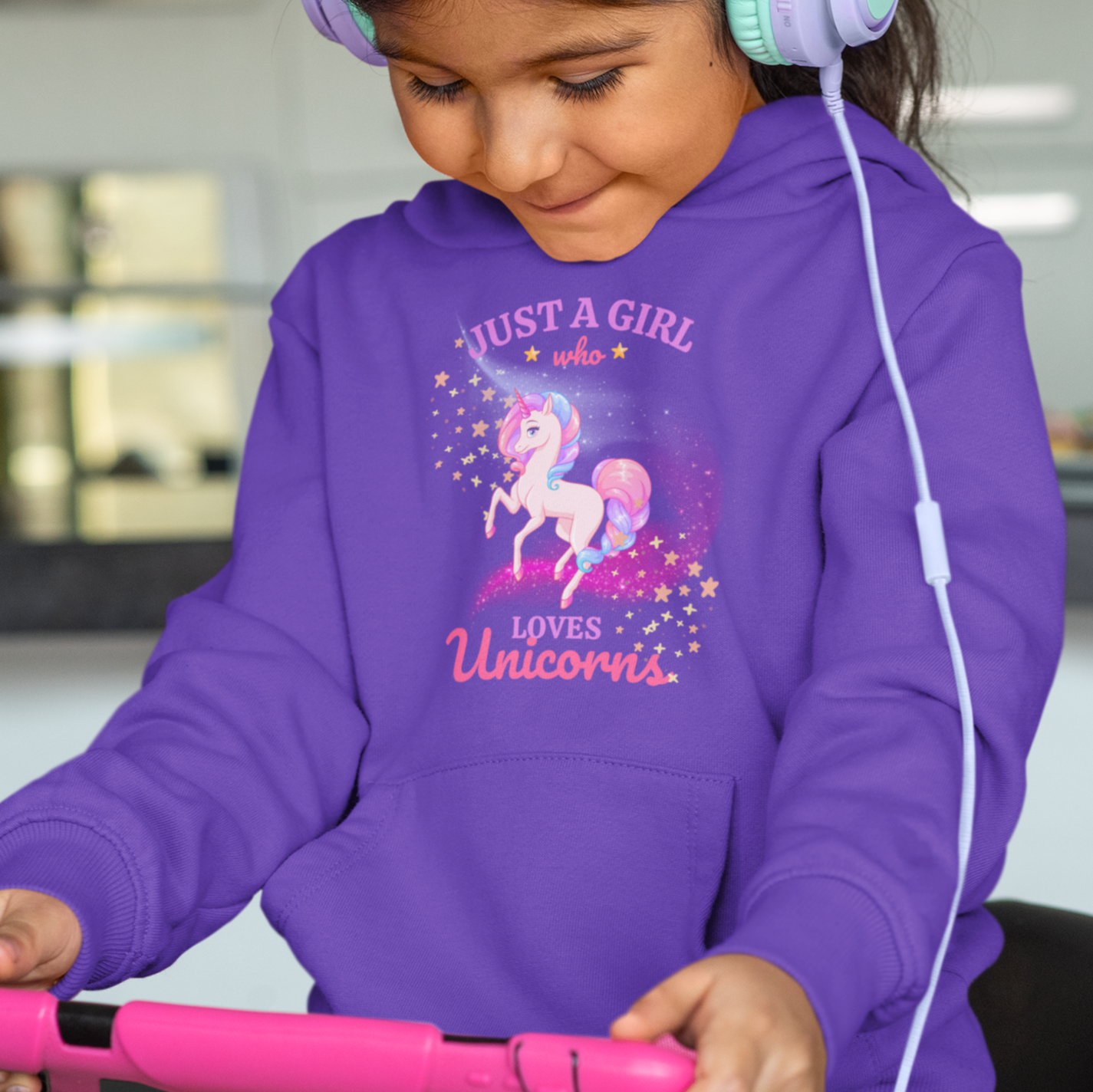 "JUST A GIRL WHO LOVES UNICORNS" CUSTOM GRAPHIC HOODIE